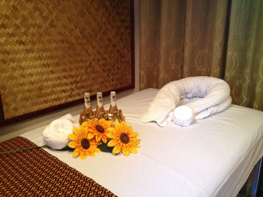 aonang grand inn