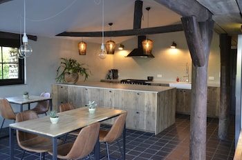 Stee23,Flemish Region>>Oostkamp,3.5 star