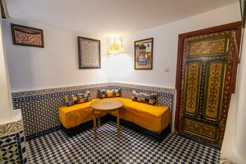 fes