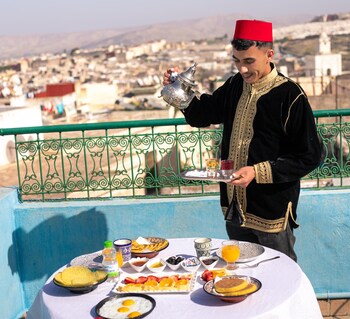 fes