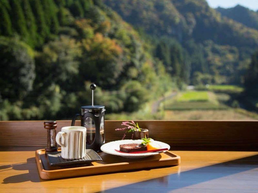 ryokan chiisana oyado tsuki no hotaru