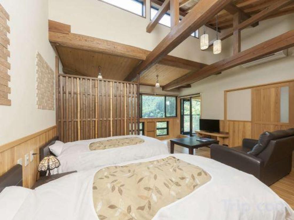 ryokan chiisana oyado tsuki no hotaru