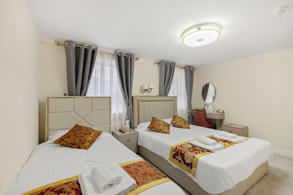 the drake hotel plymouth