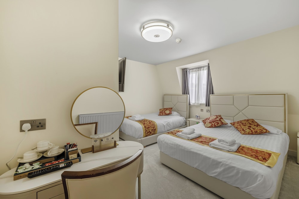 the drake hotel plymouth