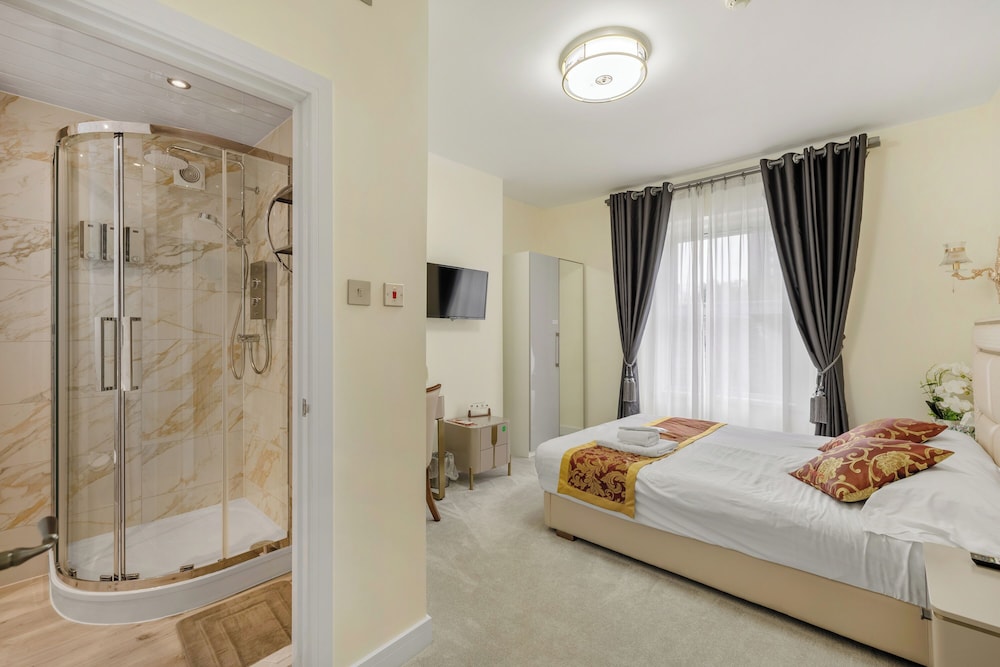 the drake hotel plymouth