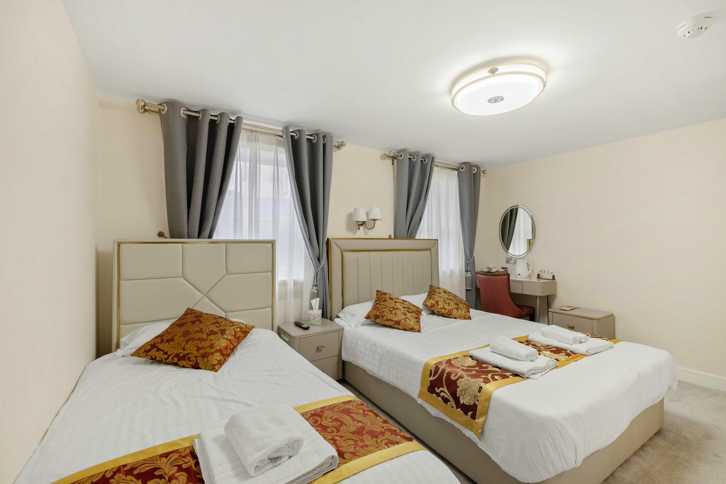 the drake hotel plymouth