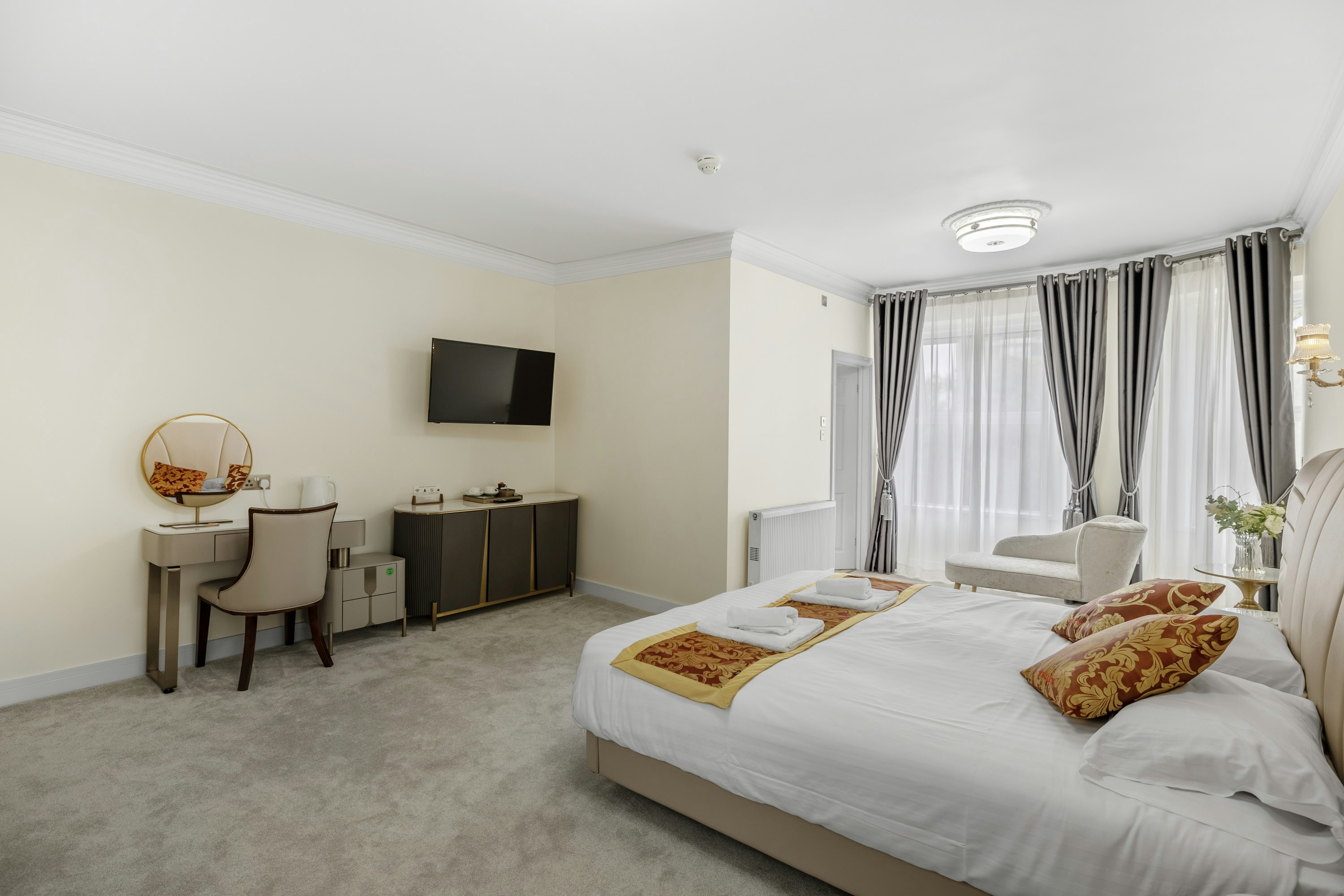 the drake hotel plymouth