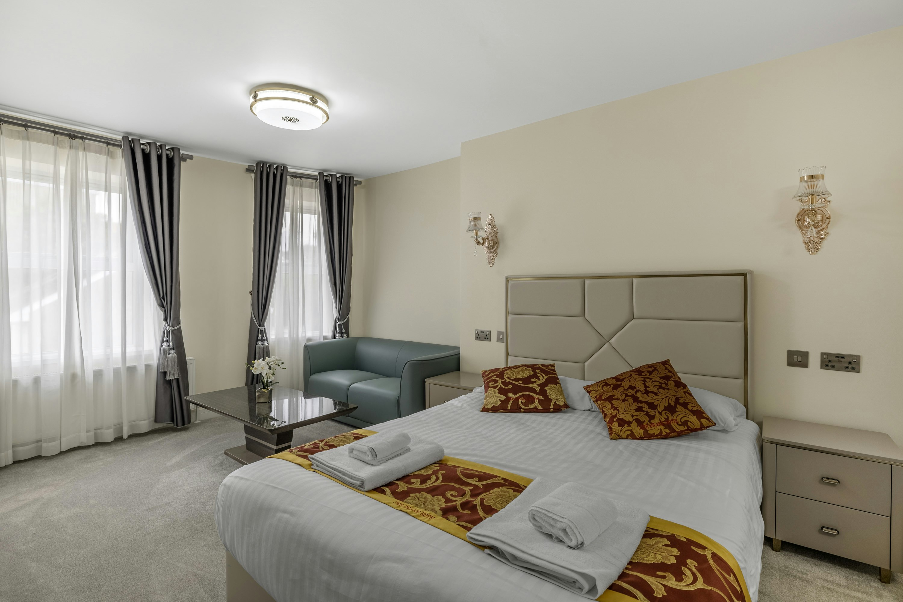 the drake hotel plymouth