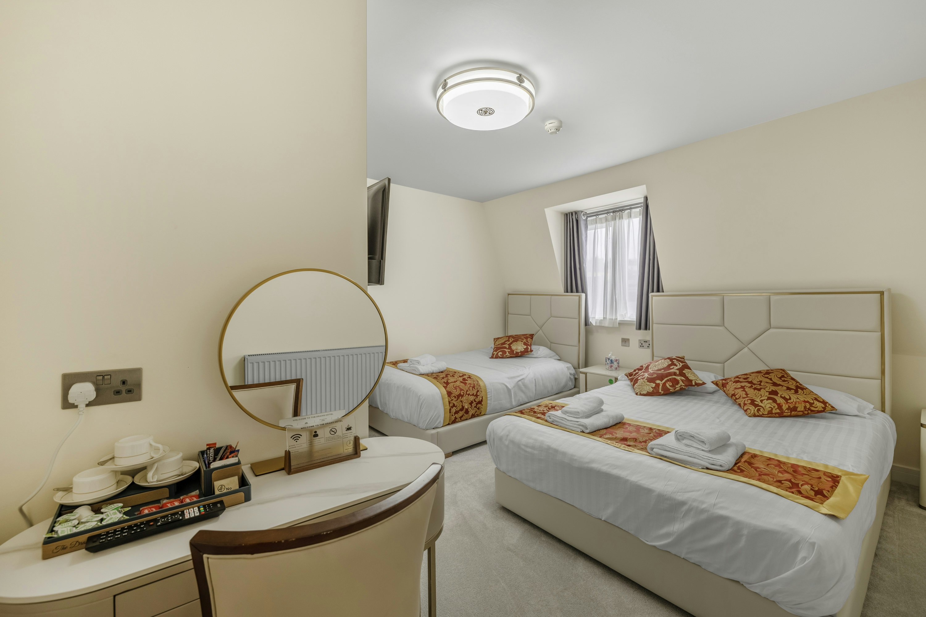 the drake hotel plymouth