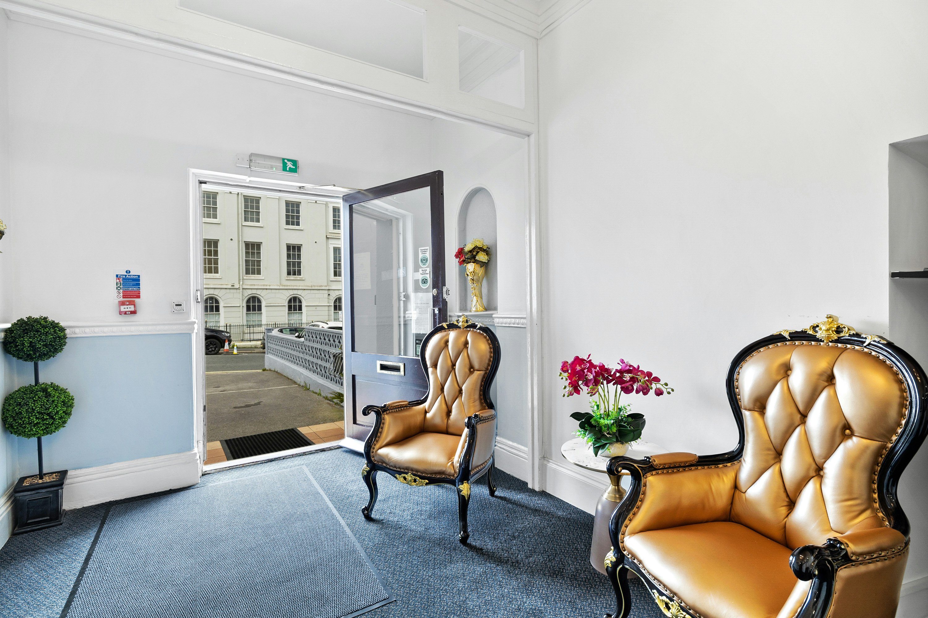the drake hotel plymouth