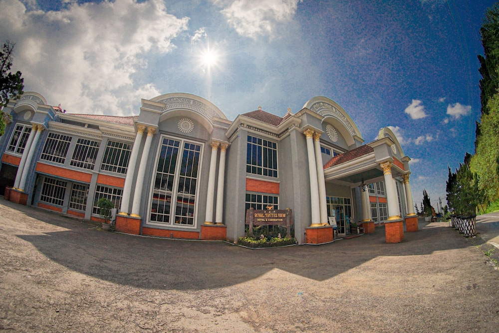 royal tretes view hotel and convention