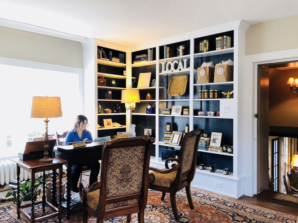 hillbrook inn and spa bed and breakfast adult only