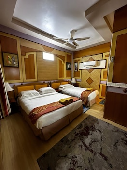 shari la island resort