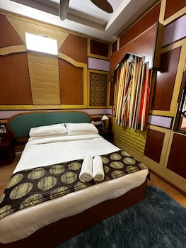 shari la island resort