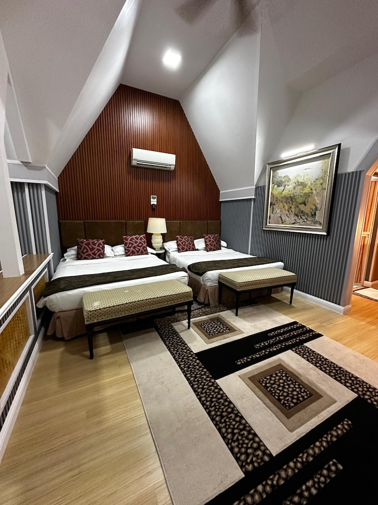 shari la island resort