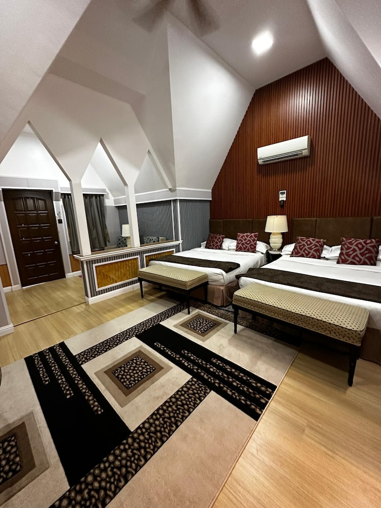 shari la island resort