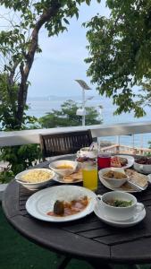 shari la island resort