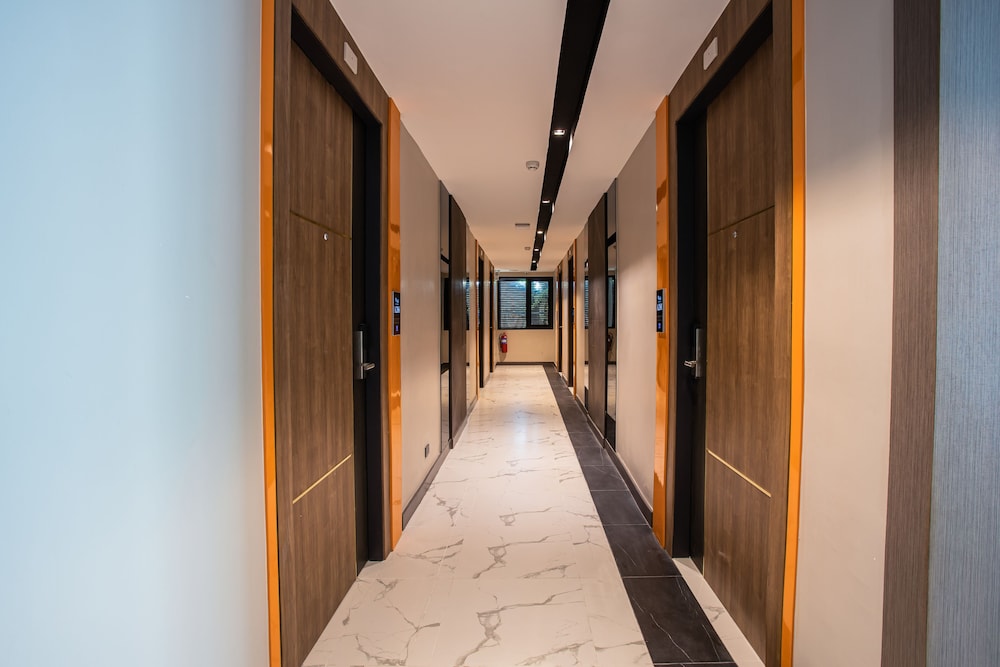 d varee residence montara thonglor 25 bangkok