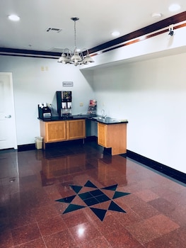 palace inn greenspoint