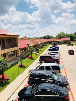 palace inn greenspoint