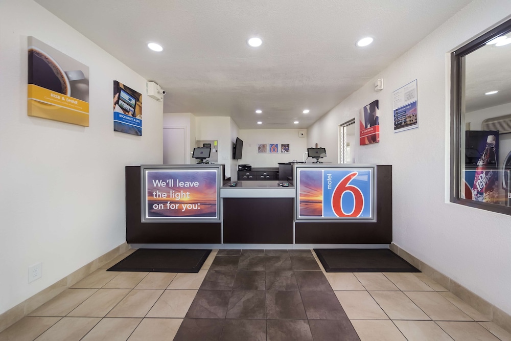 motel 6 meridian ms