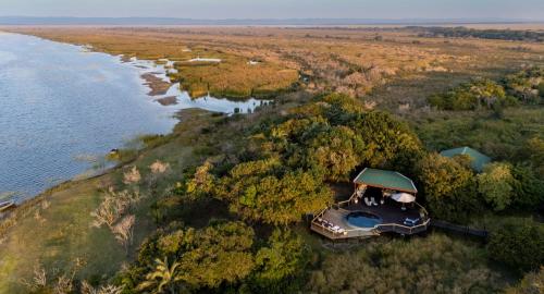 makakatana bay lodge