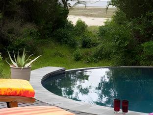 makakatana bay lodge