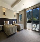 hurleys of queenstown