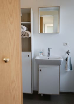 sy ra skor ugil guesthouse