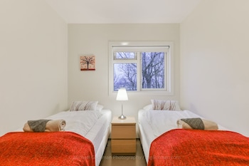 sy ra skor ugil guesthouse