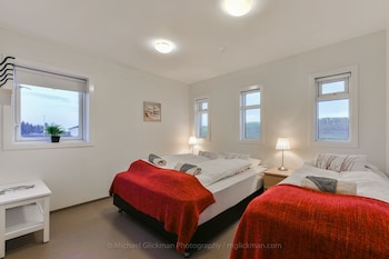 sy ra skor ugil guesthouse