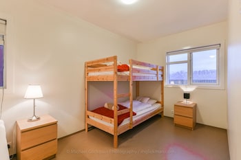 sy ra skor ugil guesthouse