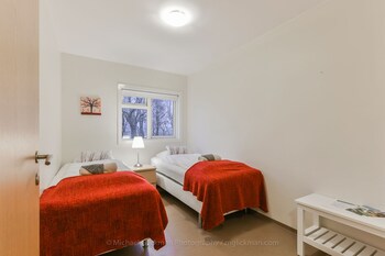 sy ra skor ugil guesthouse