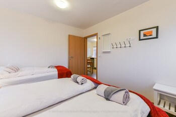 sy ra skor ugil guesthouse