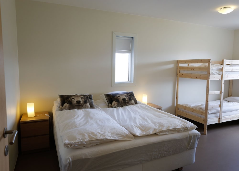 sy ra skor ugil guesthouse