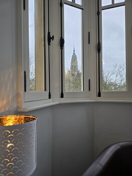 castel bayeux guesthouse