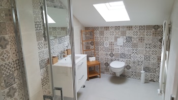 Castel Bayeux Guesthouse,1 Boulevard Sadi Carnot Bayeux,3 star