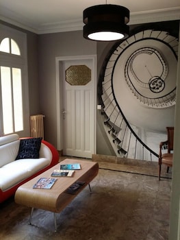 castel bayeux guesthouse