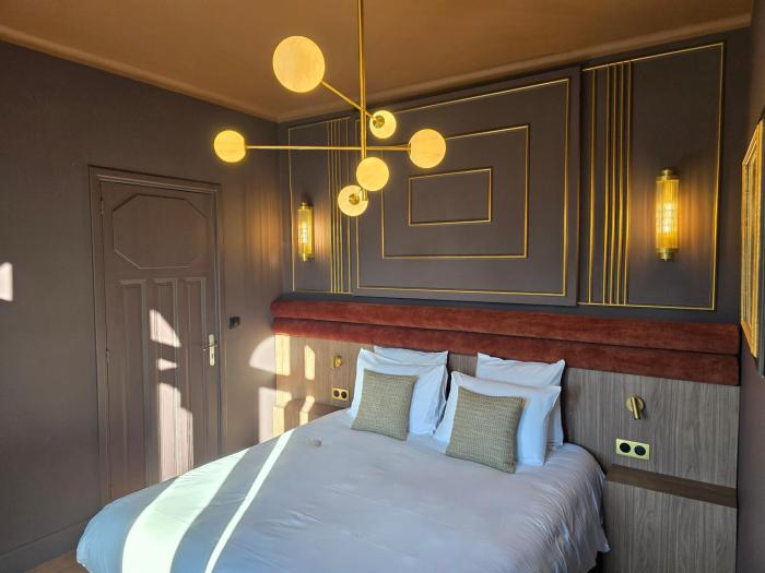 castel bayeux guesthouse