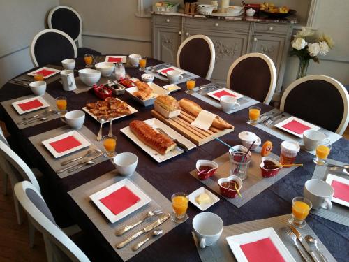 castel bayeux guesthouse