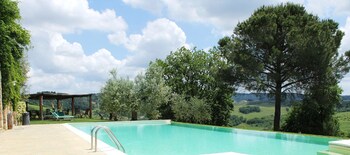 Le Fonti A San Giorgio,Florence>>Certaldo,4 star