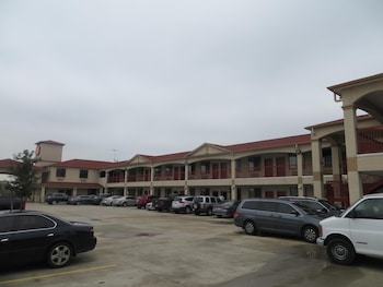 platinum inn katy