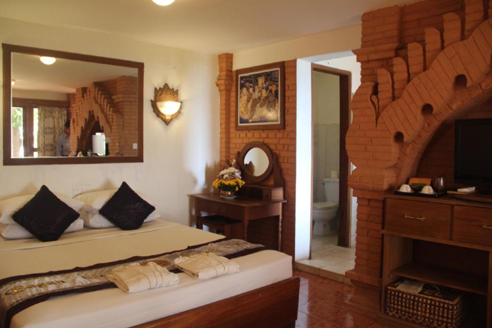 bagan hotel river view