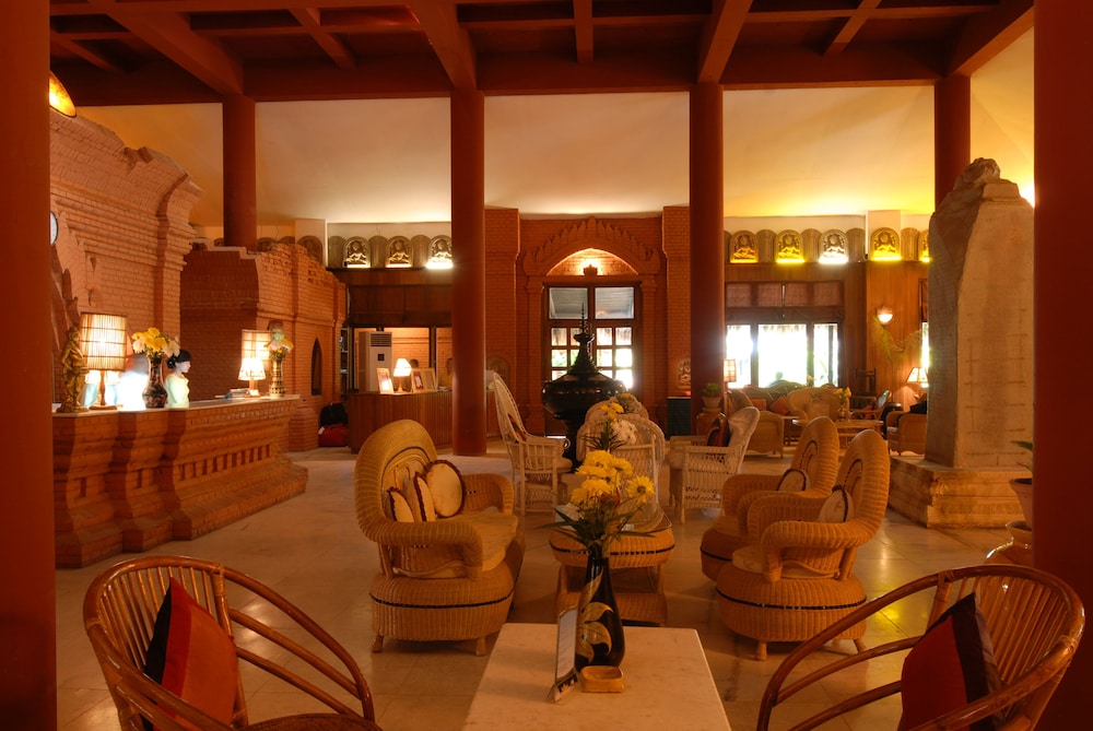 bagan hotel river view