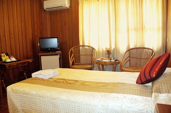 bagan hotel river view