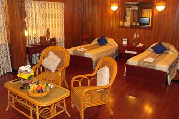 bagan hotel river view
