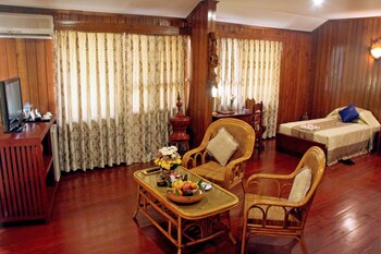 bagan hotel river view