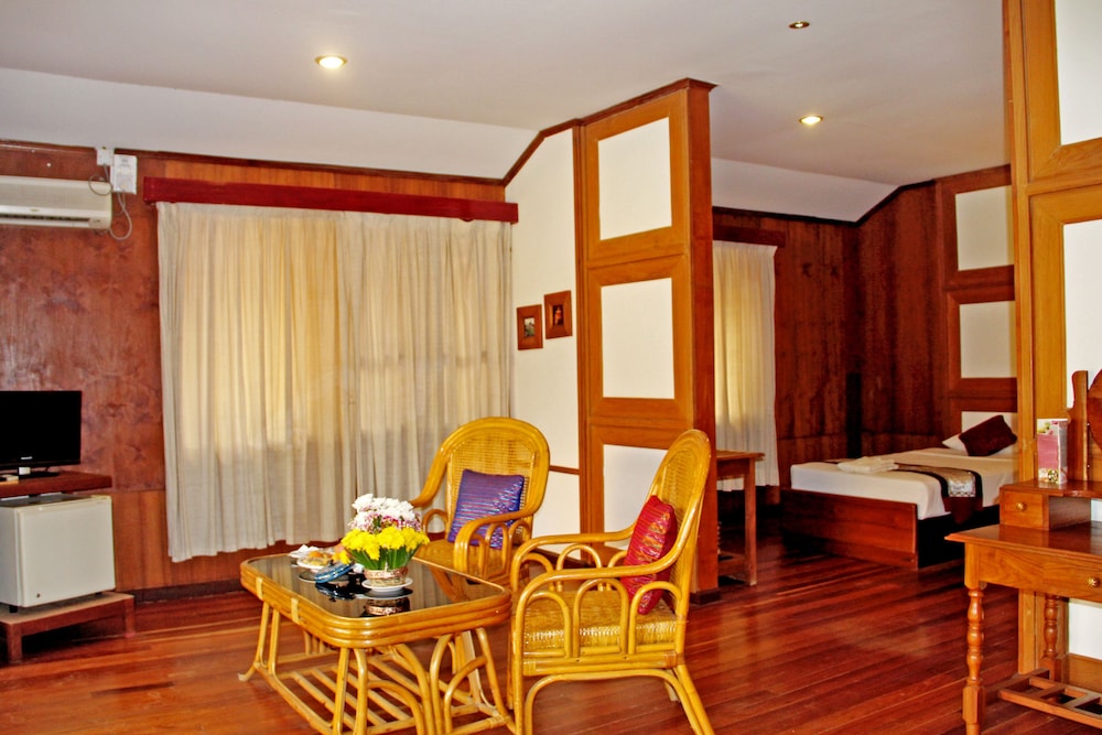 bagan hotel river view