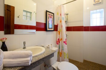 han and daniel villa boutique