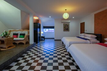 han and daniel villa boutique